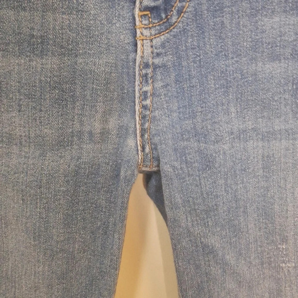 Free People distressed  frayed jeans Style 61502-16513125 SZ 28 - Picture 6 of 9